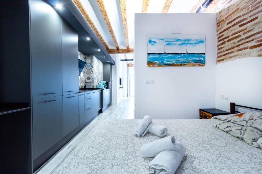 Chic Estudio Privado Al Lado De La Playa 瓦伦西亚 外观 照片